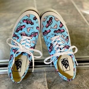 Girl’s/Woman’s Van’s Shoes